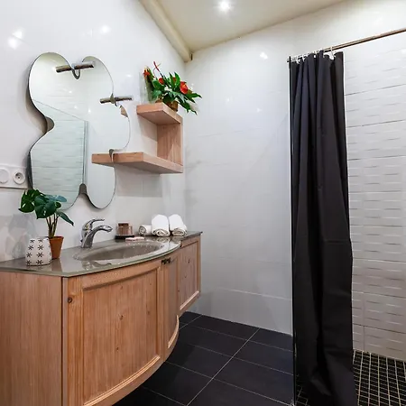 아파트 Bamboo Ap4220 By Riviera Homes 니스